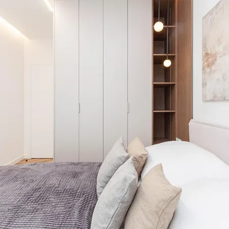 Apartment Apartly *